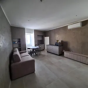 https://via-ripa-7.it-lombardy.com